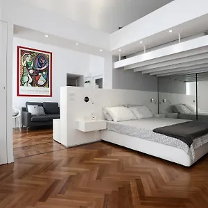 https://castelfidardo-apartment.it-romehotels.com